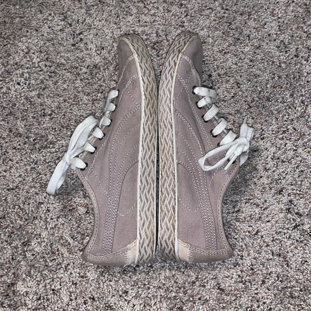 Puma SportLifestyle Canvas Shoe - Picture 4 of 6
